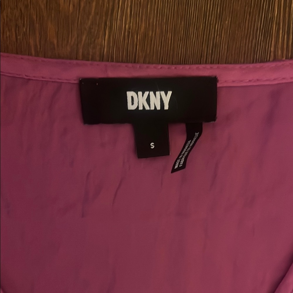 DKNY Women's Magenta Blouse - Picture 5 of 10